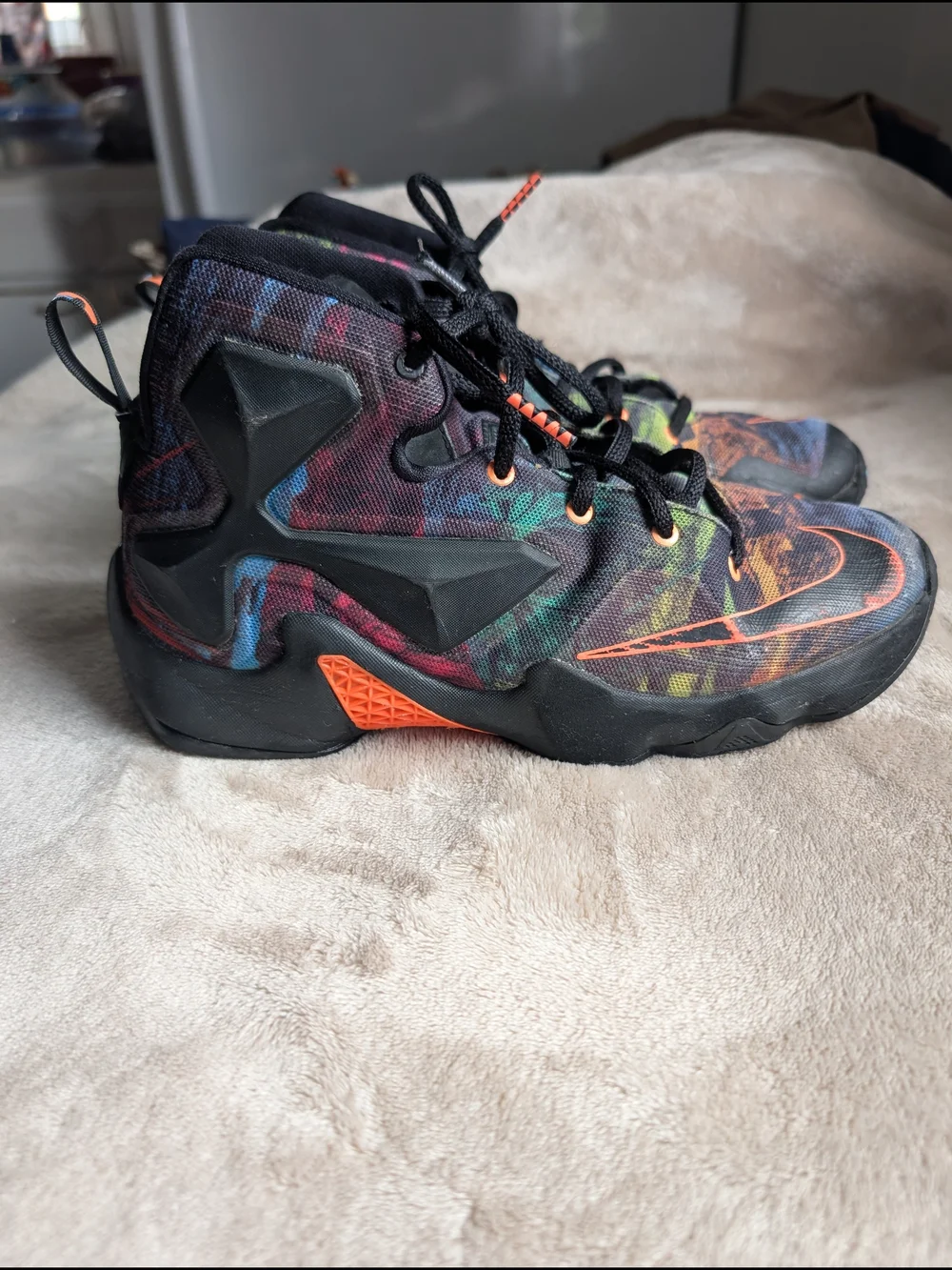 Nike LeBron 13 
